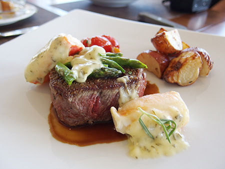 トップオブワイキキの50周年新メニュー